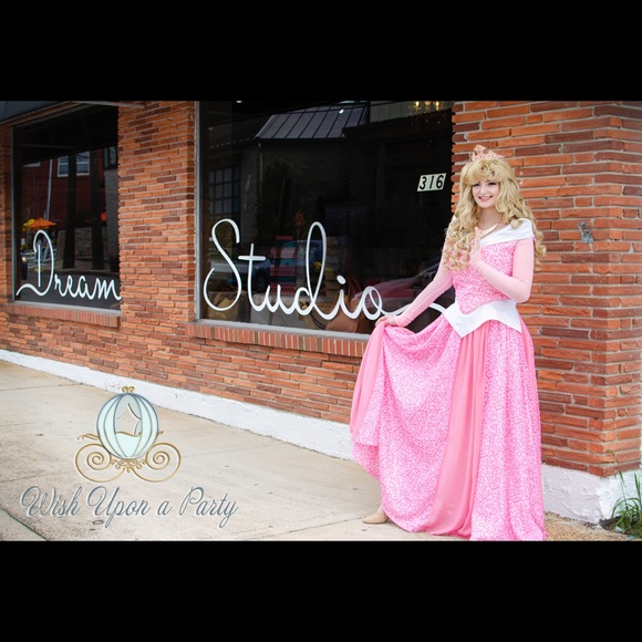 Meet your Posher, Brittany - Picture 6 of 8